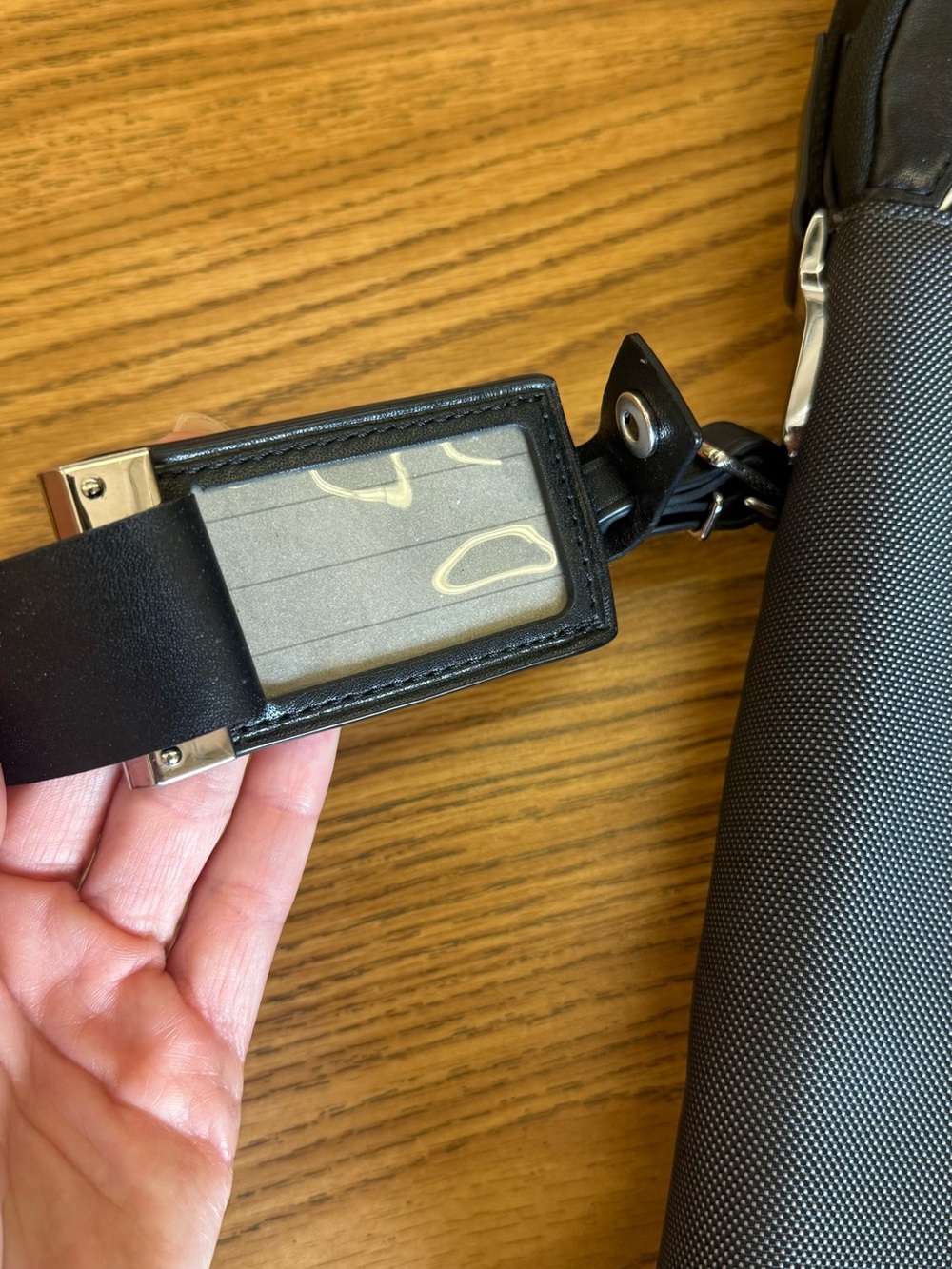 Tumi Arrive Owen Crossbody bag - Picture 8 of 12